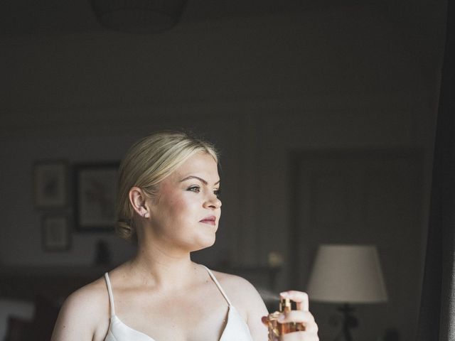 Sophie and Jamie&apos;s Wedding in Horsley, Surrey 24