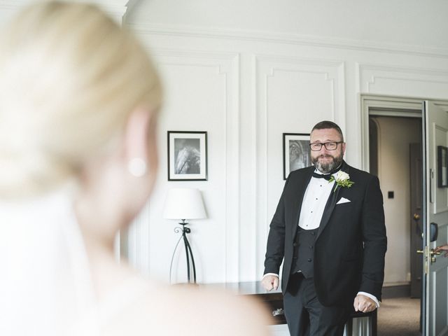 Sophie and Jamie&apos;s Wedding in Horsley, Surrey 27