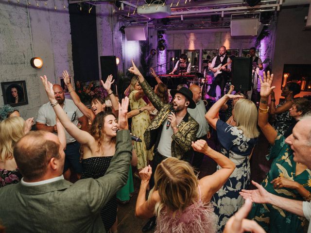 Ashley and Dawn's Wedding in Hammersmith, West London 36
