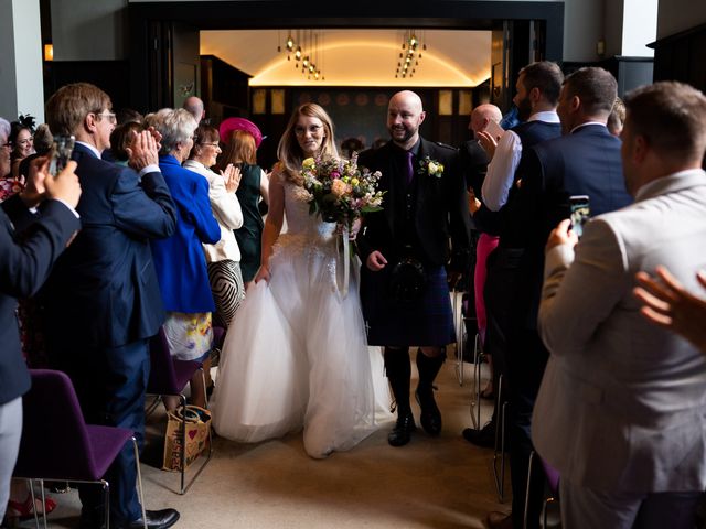 Derek and Kimberley&apos;s Wedding in Glasgow, Central &amp; Glasgow 17