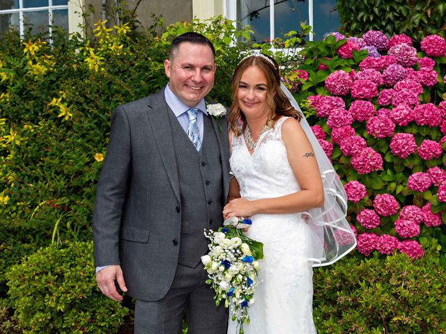 Steve and Amanda&apos;s Wedding in Cardiff Bay, Cardiff 186