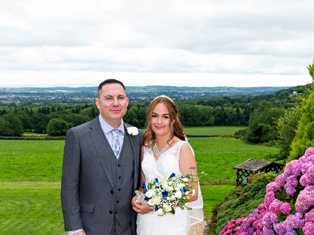 Steve and Amanda&apos;s Wedding in Cardiff Bay, Cardiff 333