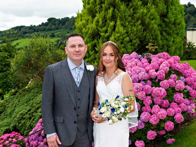 Steve and Amanda&apos;s Wedding in Cardiff Bay, Cardiff 334