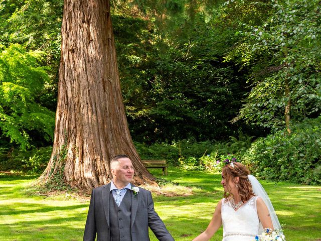 Steve and Amanda&apos;s Wedding in Cardiff Bay, Cardiff 422