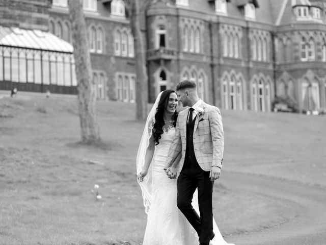 Kevin and Gerogia&apos;s Wedding in Saltburn-by-the-Sea, North Yorkshire 14
