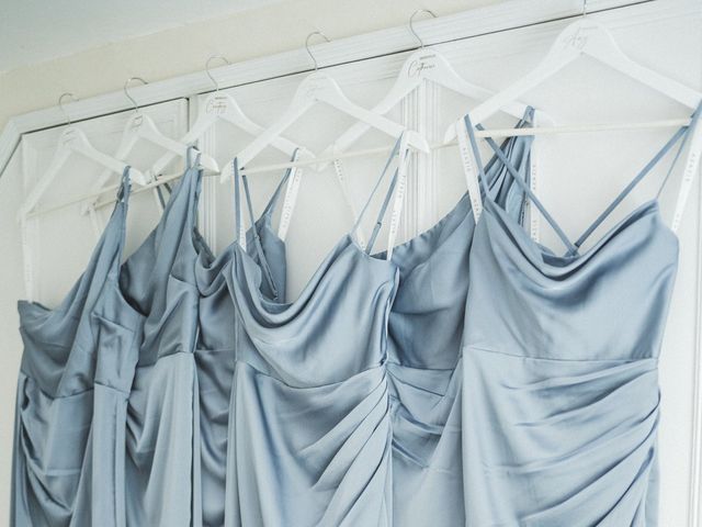 Joshua and Gabriella&apos;s Wedding in Christchurch, Dorset 6