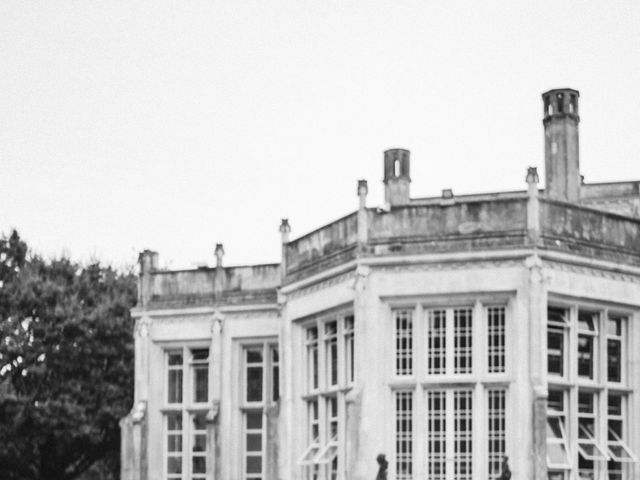 Joshua and Gabriella&apos;s Wedding in Christchurch, Dorset 1