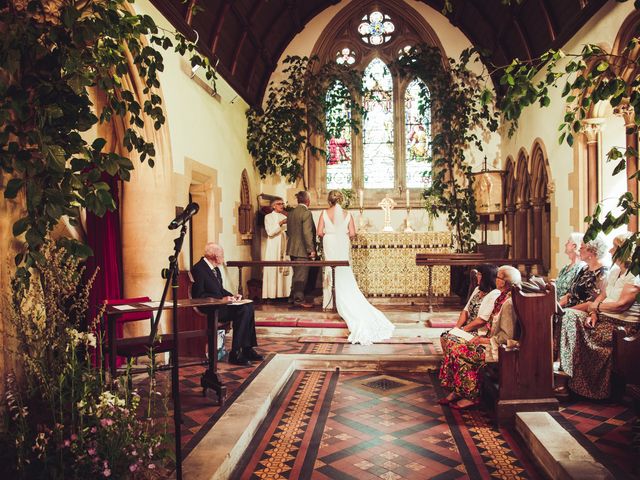 Clare and Alan&apos;s Wedding in Worcester, Worcestershire 3