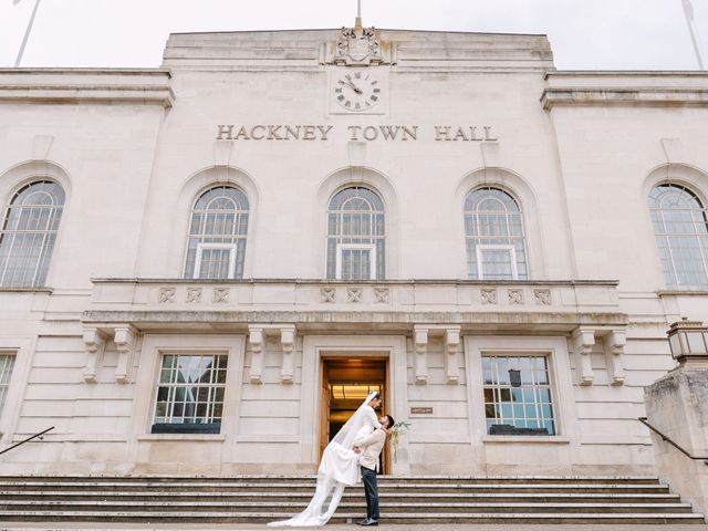 Mahfouz and Rumana's Wedding in Hackney, East London 16