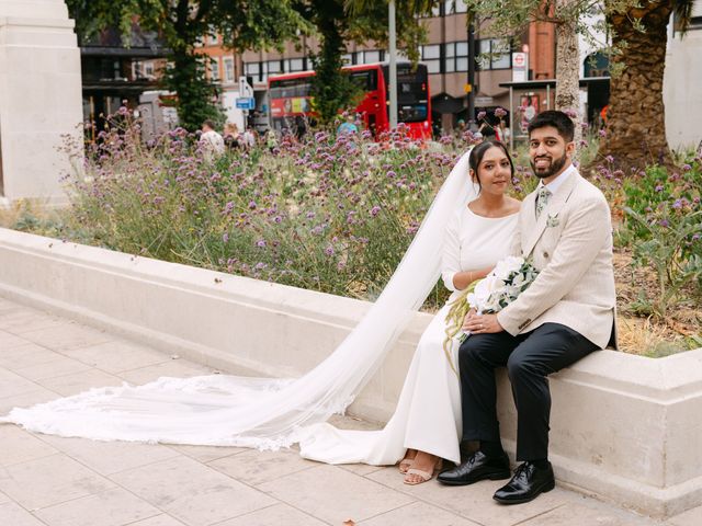Mahfouz and Rumana's Wedding in Hackney, East London 34