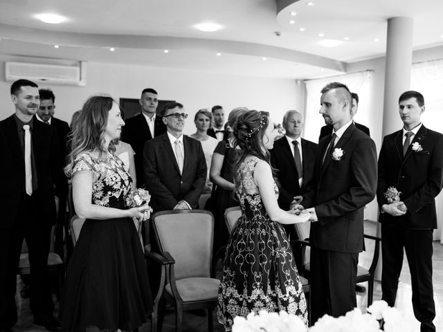 Robert and Patrycja&apos;s Wedding in Leicester, Leicestershire 21