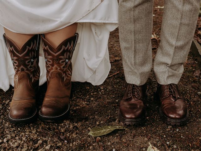 Maria and Max&apos;s Wedding in Ambleside, Cumbria 18