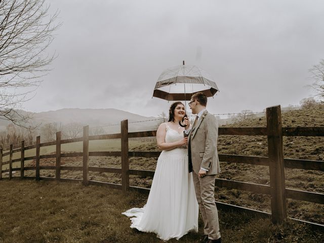 Maria and Max&apos;s Wedding in Ambleside, Cumbria 30