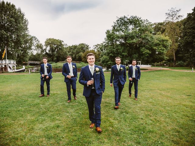 Jake and Stacey&apos;s Wedding in Oxford, Oxfordshire 39