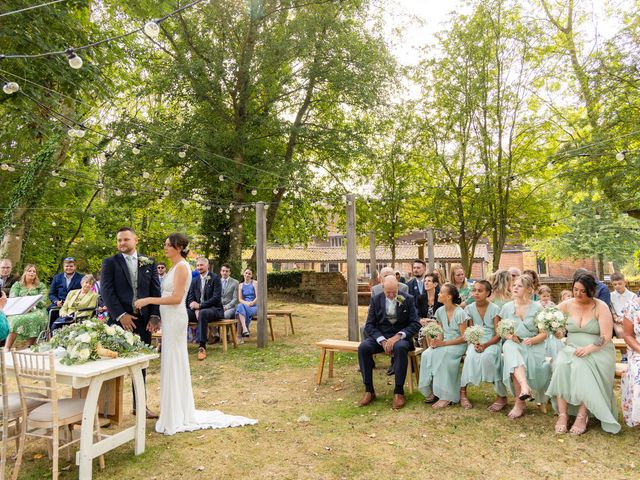 Daniel and Ruth&apos;s Wedding in Belstead, Suffolk 35