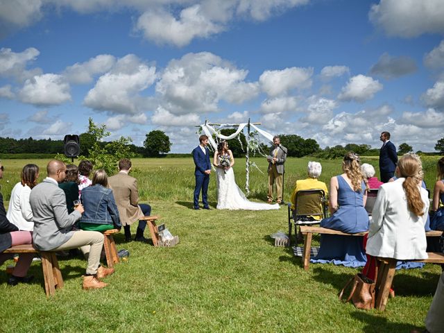 Henry and Jamie Lee&apos;s Wedding in Holt, Norfolk 3