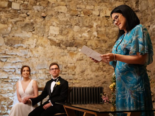 Dan and Francesca's Wedding in Aylesbury, Buckinghamshire 14
