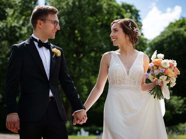 Dan and Francesca's Wedding in Aylesbury, Buckinghamshire 46
