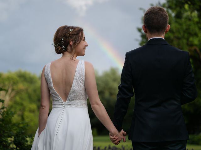Dan and Francesca's Wedding in Aylesbury, Buckinghamshire 84