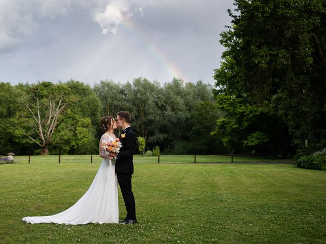 Dan and Francesca's Wedding in Aylesbury, Buckinghamshire 85