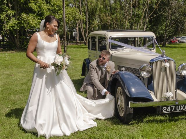 Tasmyn and Joe's Wedding in Lincoln, Lincolnshire 4