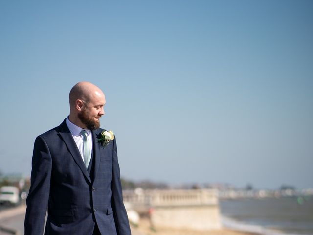 Daniel and Aida&apos;s Wedding in Southend On Sea, Essex 4