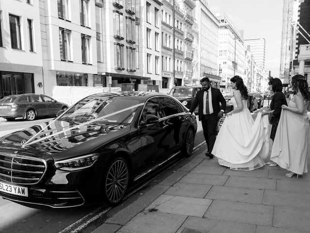 Nicolai and Anna&apos;s Wedding in London - East, East London 40