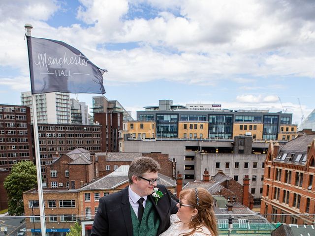 Stacy and Matt&apos;s Wedding in Manchester, Greater Manchester 15