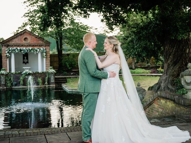 Alex and Danni&apos;s Wedding in Rickmansworth, Hertfordshire 17