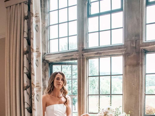 Hannah and Jon's Wedding in Gloucester, Gloucestershire 12