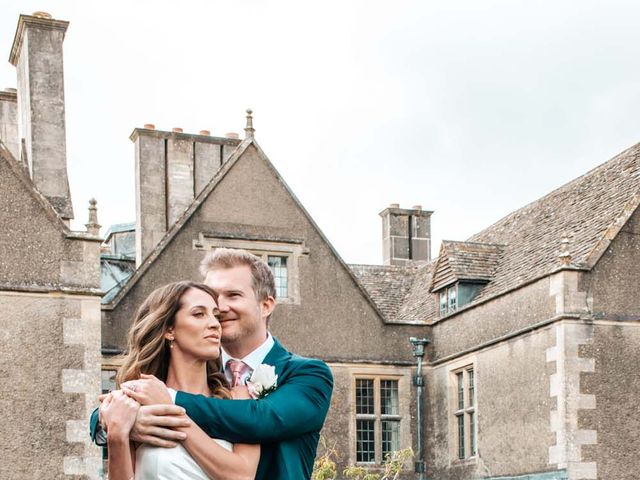Hannah and Jon's Wedding in Gloucester, Gloucestershire 24