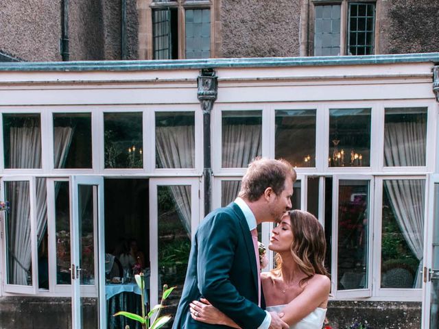 Hannah and Jon's Wedding in Gloucester, Gloucestershire 29