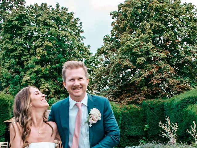 Hannah and Jon's Wedding in Gloucester, Gloucestershire 35