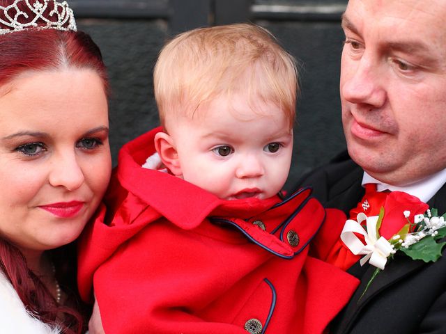 David and Lyndsey&apos;s Wedding in Ceiriog Valley, Isle of Anglesey 46