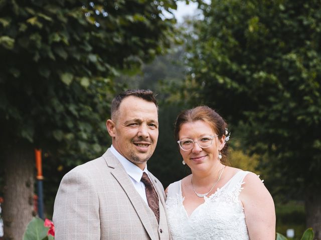 Mrs Parker and Mr Parker&apos;s Wedding in Dorchester, Dorset 64