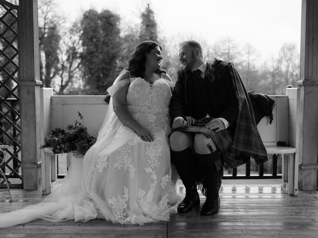 Alex and Lindsay&apos;s Wedding in Scottish Borders, Lothian &amp; Borders 19