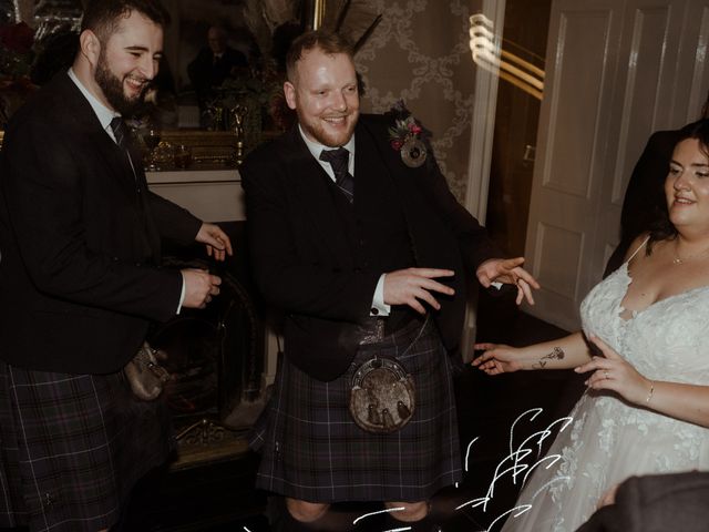 Alex and Lindsay&apos;s Wedding in Scottish Borders, Lothian &amp; Borders 27