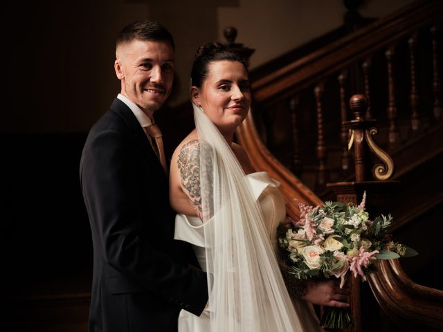 Lois and Tom&apos;s Wedding in Tring, Hertfordshire 6