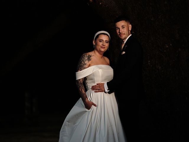 Lois and Tom&apos;s Wedding in Tring, Hertfordshire 15