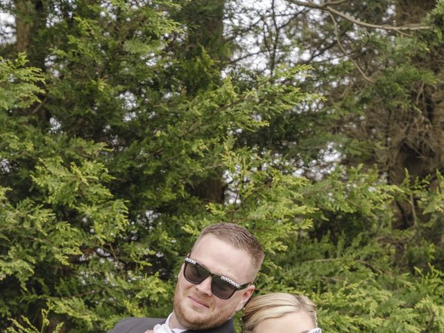 Sian and Tony's Wedding in Spalding, Lincolnshire 2