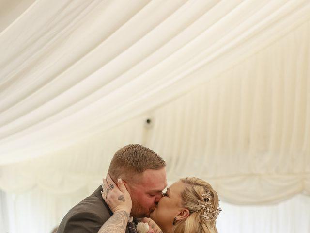 Sian and Tony's Wedding in Spalding, Lincolnshire 20