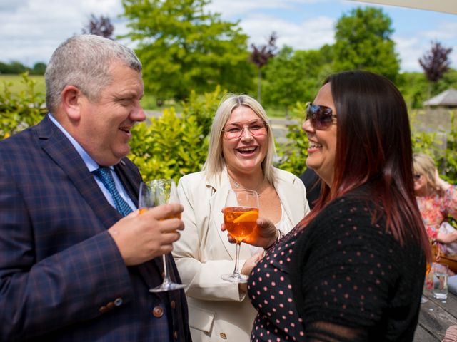 Tom and Amy&apos;s Wedding in Silchester, Hampshire 34