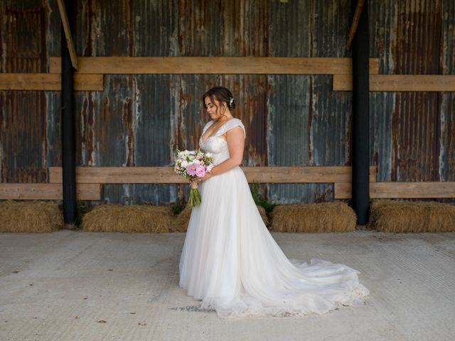 Tom and Amy&apos;s Wedding in Silchester, Hampshire 39