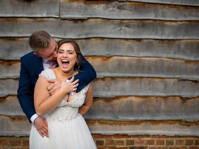 Tom and Amy&apos;s Wedding in Silchester, Hampshire 2