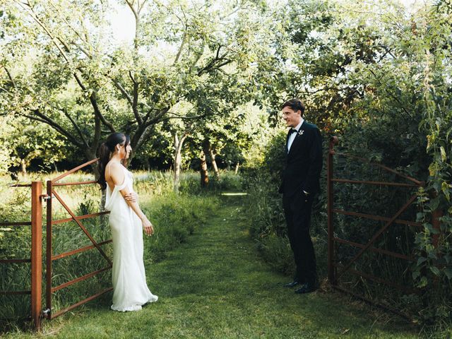 Iñaki and Sophia&apos;s Wedding in Minster, Kent 16