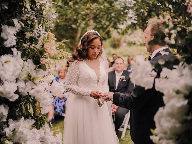 Luke and Abigail&apos;s Wedding in Loughborough, Leicestershire 13