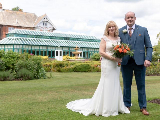 Dave and Sheila&apos;s Wedding in Claverdon, Warwickshire 21