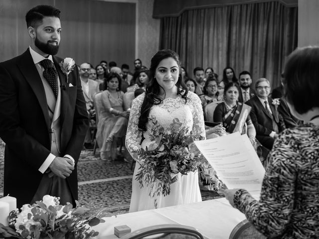 Avtar and Sonali&apos;s Wedding in Hemel Hempstead, Hertfordshire 3