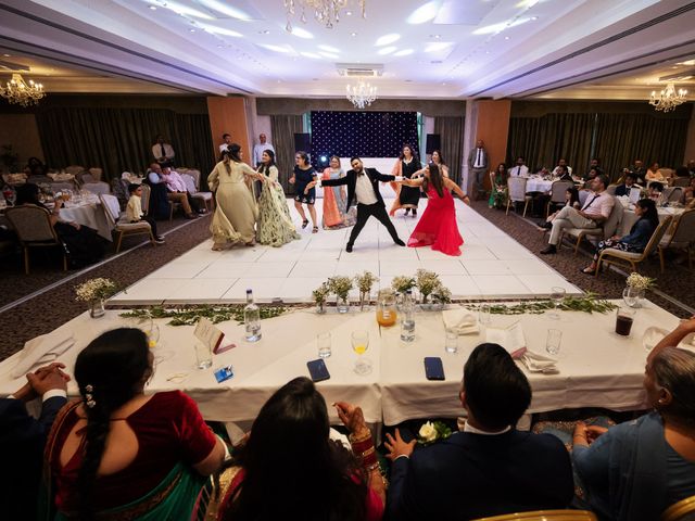 Avtar and Sonali&apos;s Wedding in Hemel Hempstead, Hertfordshire 14