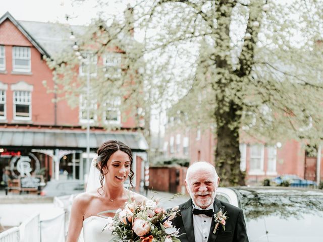 Karl and Hannah&apos;s Wedding in Manchester, Greater Manchester 6